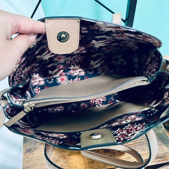 Nanette Lepore tan faux leather handbag - Picture 5 of 7